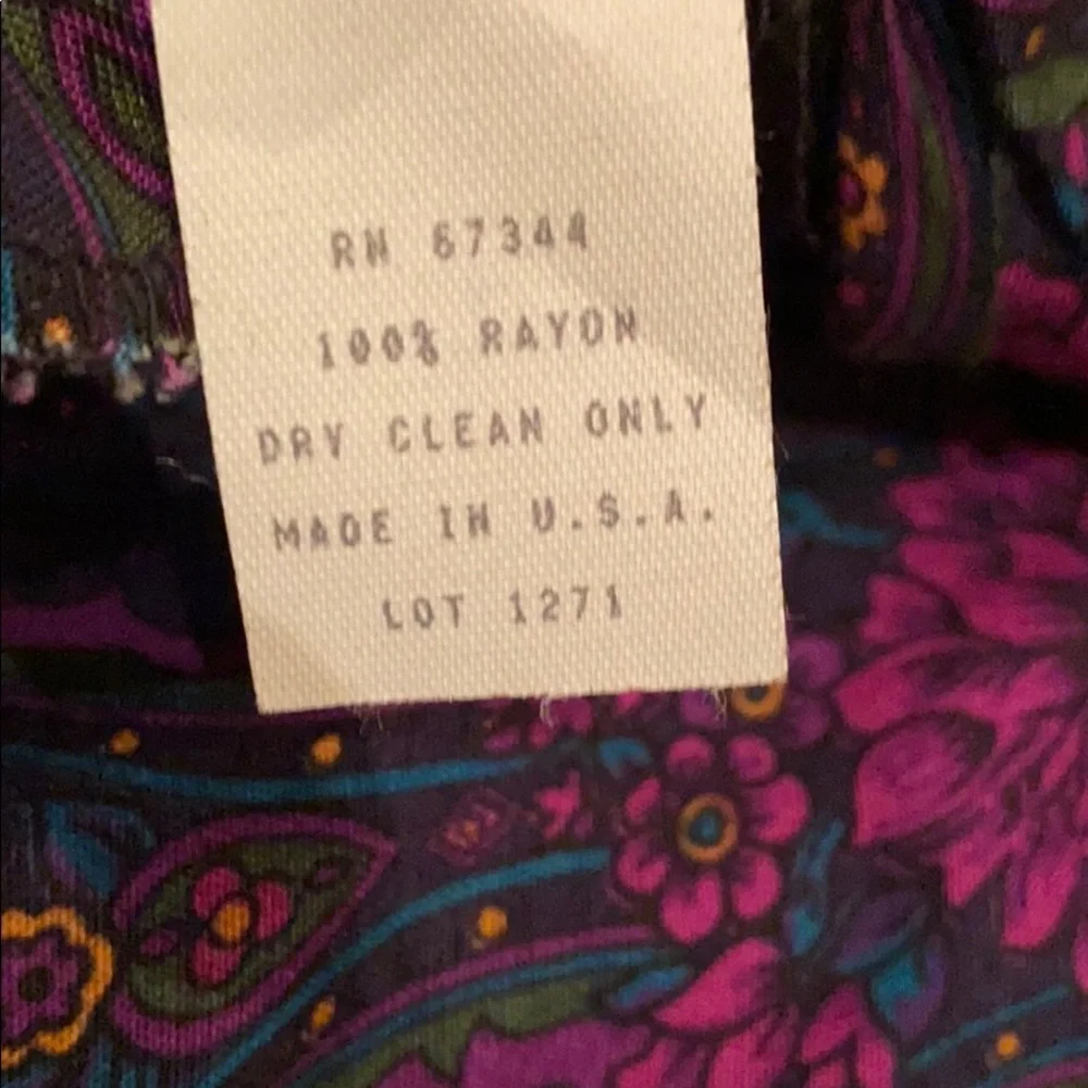 E.D. Michaels Vintage Paisley Long Sleeved Dress - Picture 11 of 11